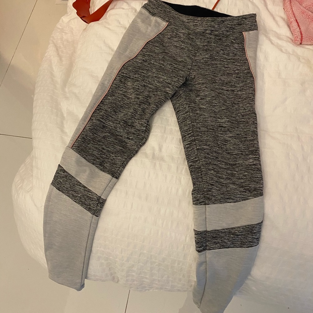Abercrombie kids leggings